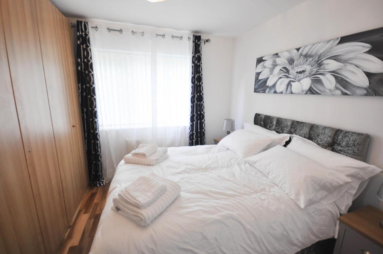 Modern 2 Bed Apartment Luton (Bedfordshire) Exterior foto